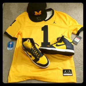 Jordan Jersey Large & Michigan Forces size 11.5